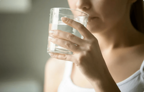 Beba su norma de agua para el día